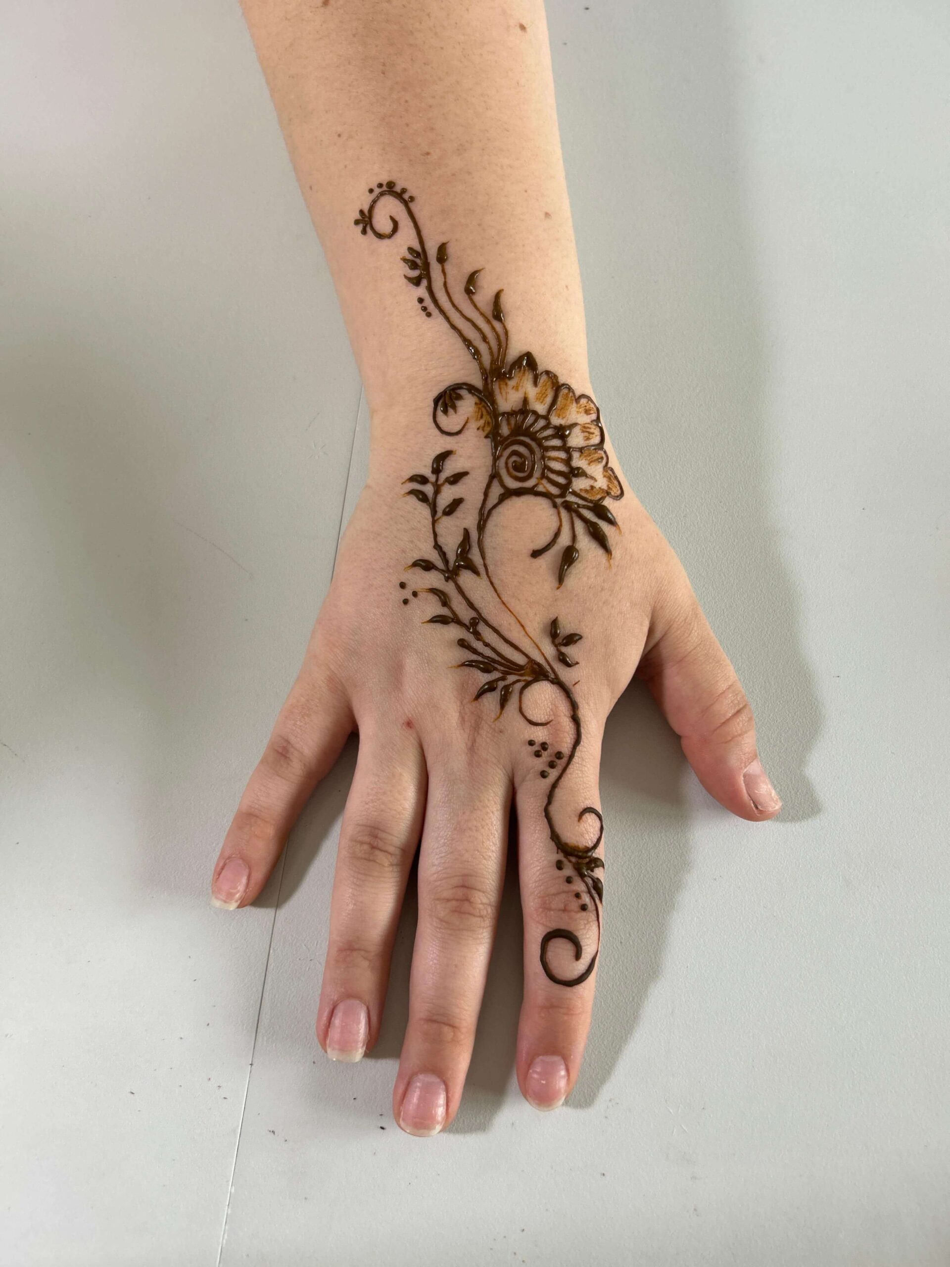 Regular Henna